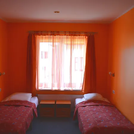 Jeruzale Hotel 2*